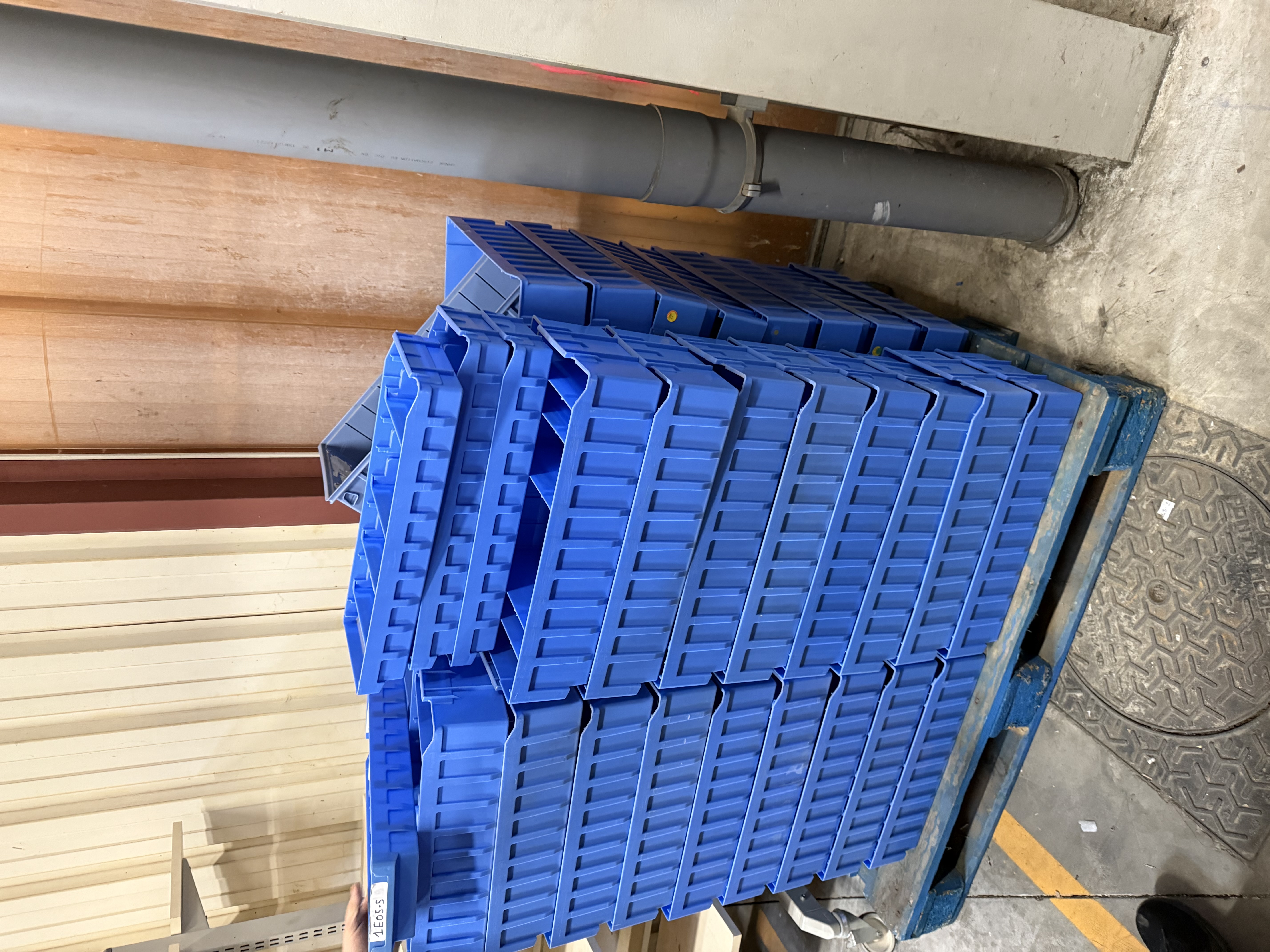 bacs 18,5x49x8 bleus