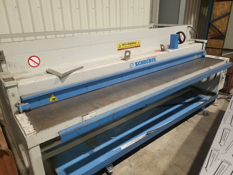 Cisaille Guillotine électrique 