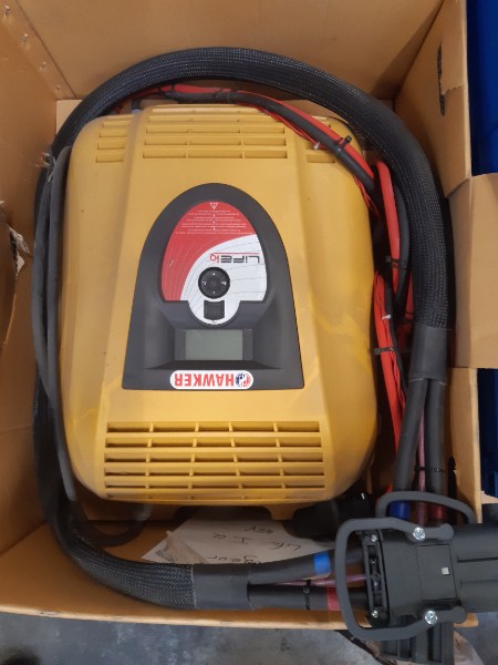 Chargeur Hawker Life iQ