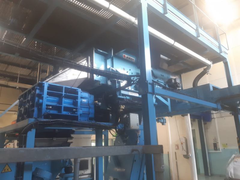 Usine de recyclage métaux plastiques broyeur table vibrante granulation...