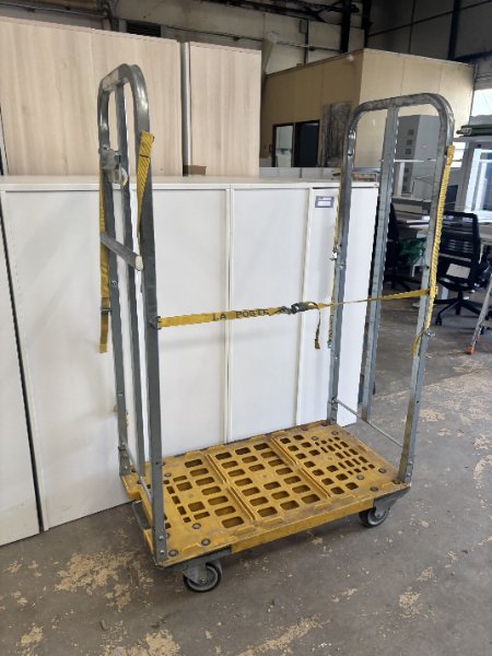 Chariot la poste 